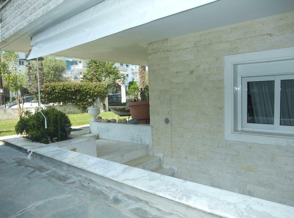 Appartement A Majestic Elegant House With A Garden à Peraía Extérieur photo